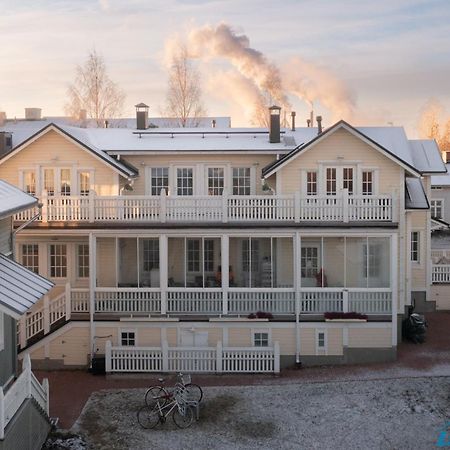 Turusensaha Guesthouse Oulu Esterno foto