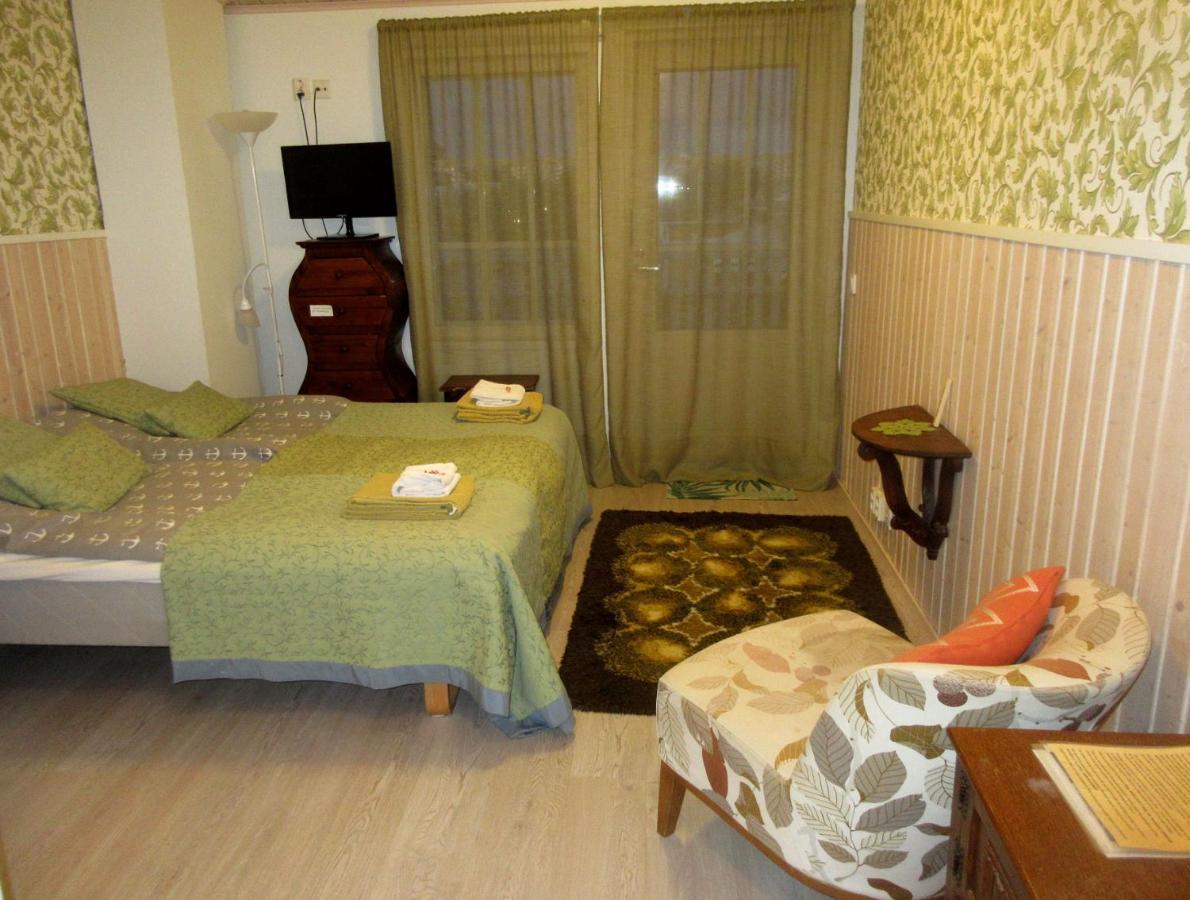 Turusensaha Guesthouse Oulu Esterno foto